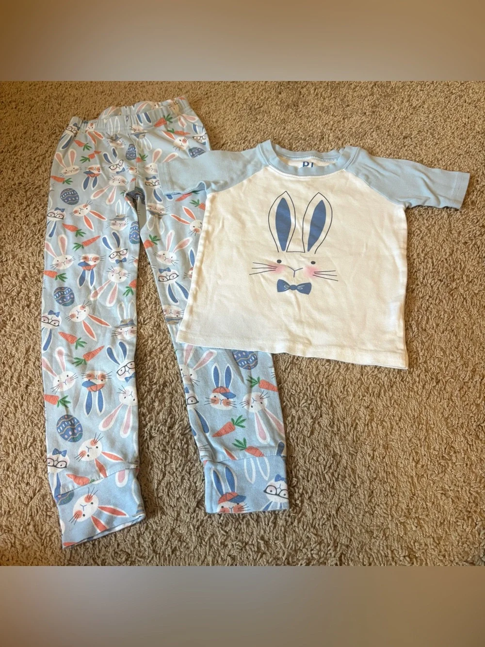 Children’s Place size 6 Kids Bunny Pajama Set - Light Blue & White